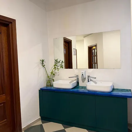 Balkan Hostel *